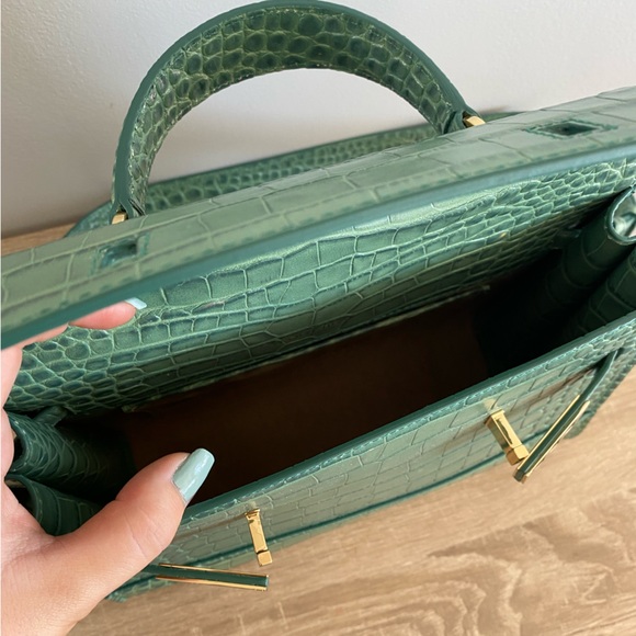 Teddy Blake Kim Croco 11” Salvia Green Purse - Picture 5 of 6